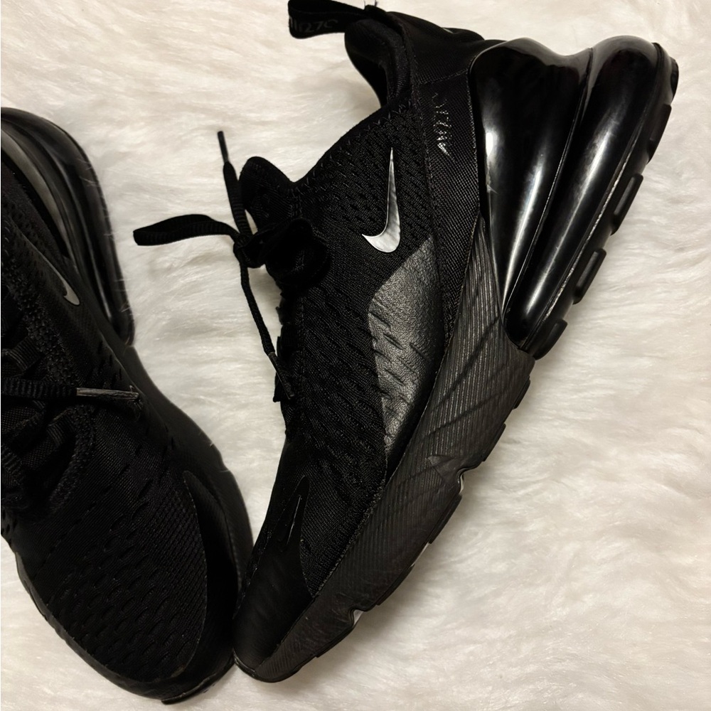 Nike Black Air Max 270 Grade School